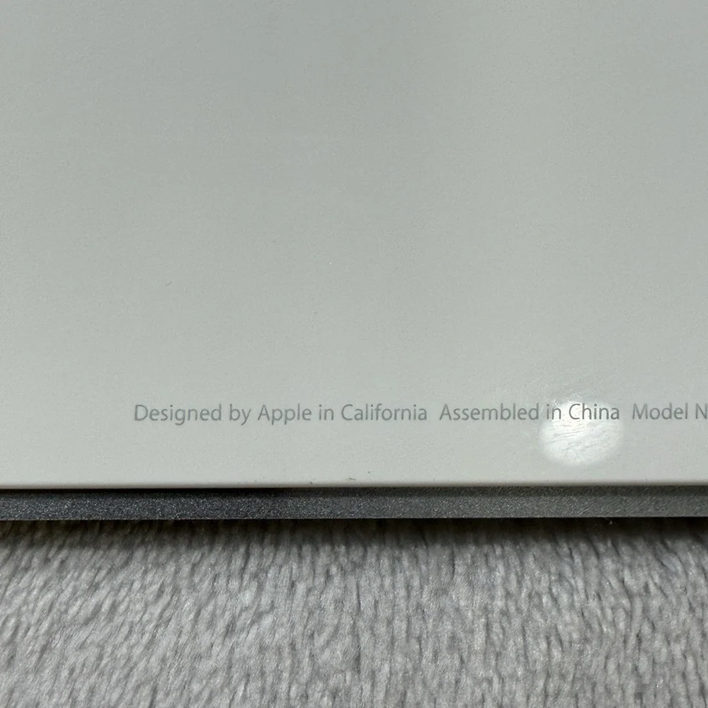 Apple Wired Aluminum Keyboard A1243 USB Full Size Numeric Keypad Tested